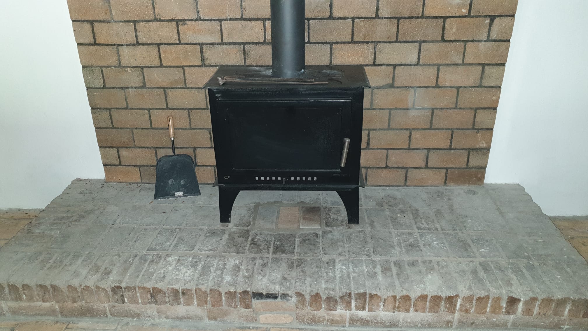 5 Estufa de llenya Lavanor.jpg