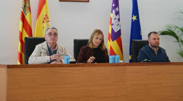 Imatge notícia Multes de fins a 3.000 euros per a qui fumi se li ocorri fumar en aquestes dues platjes del nort d'Eivissa