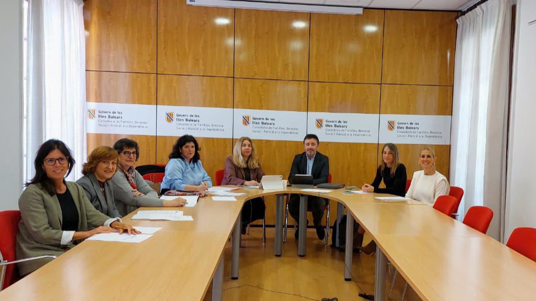 Membres de la Mesa d'Integració Sociosanitària de les Illes Balears