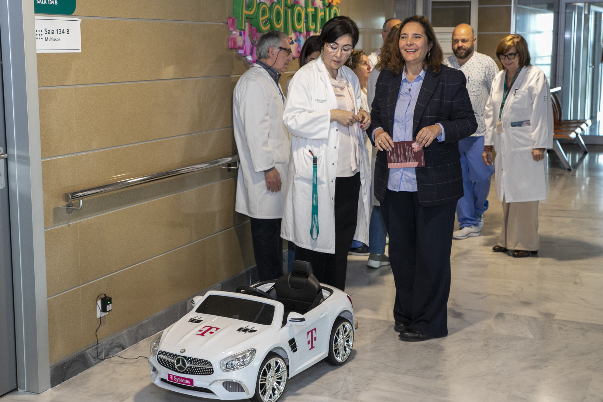  Minicotxe elèctric pels infants de l’Àrea de Pediatria de l’Hospital Universitari Son Espases