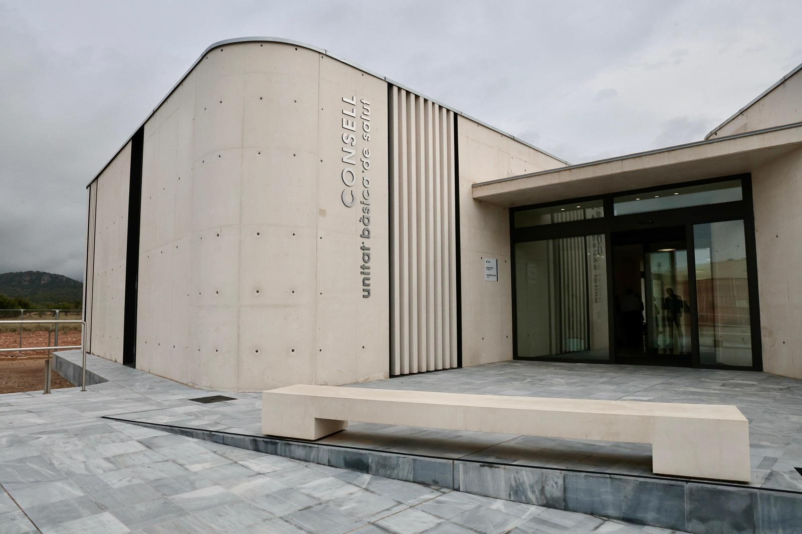 Façana de la Unitat Bàsica de Salut Consell