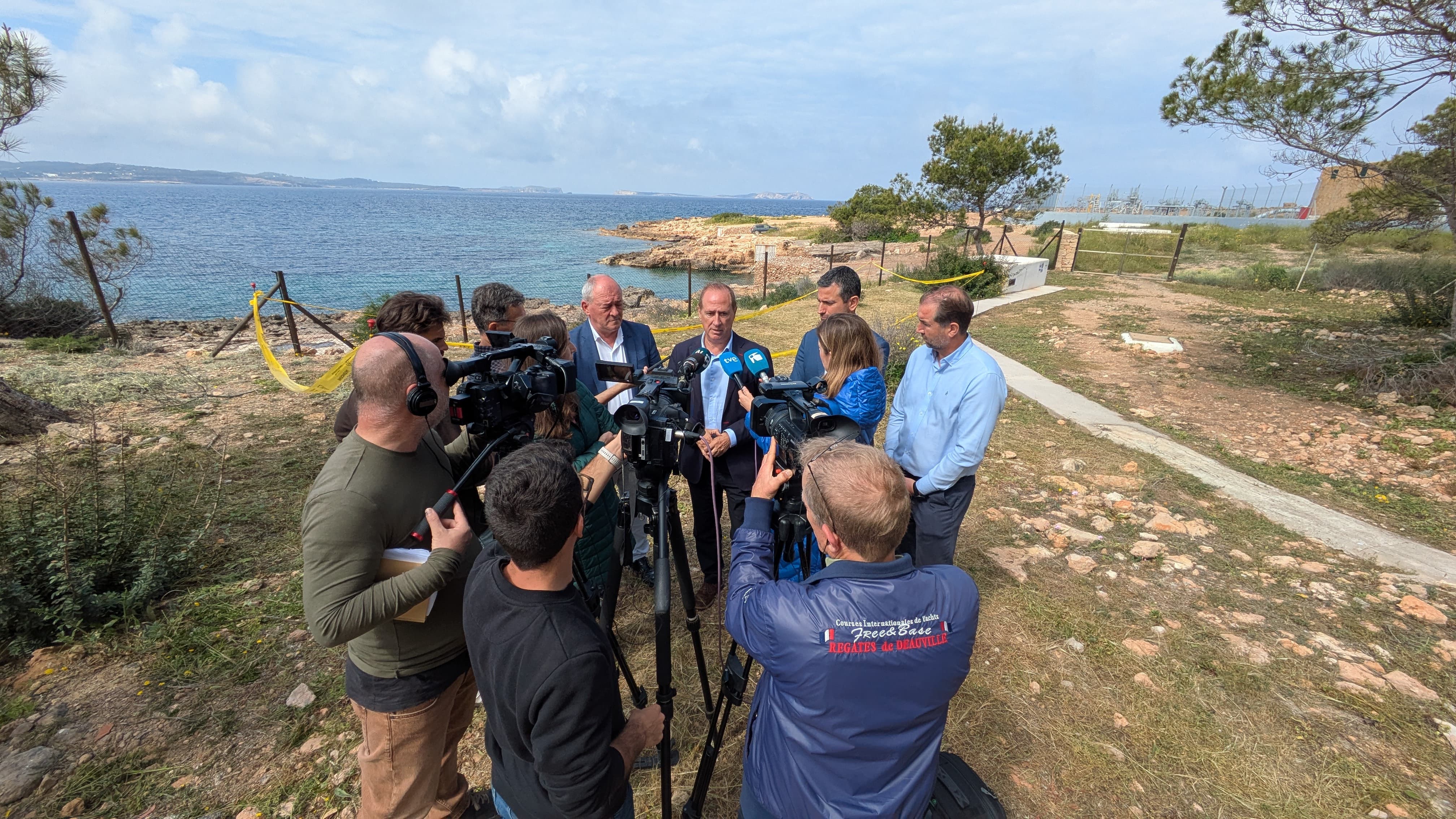 Presentació de la dessaladora portàtil