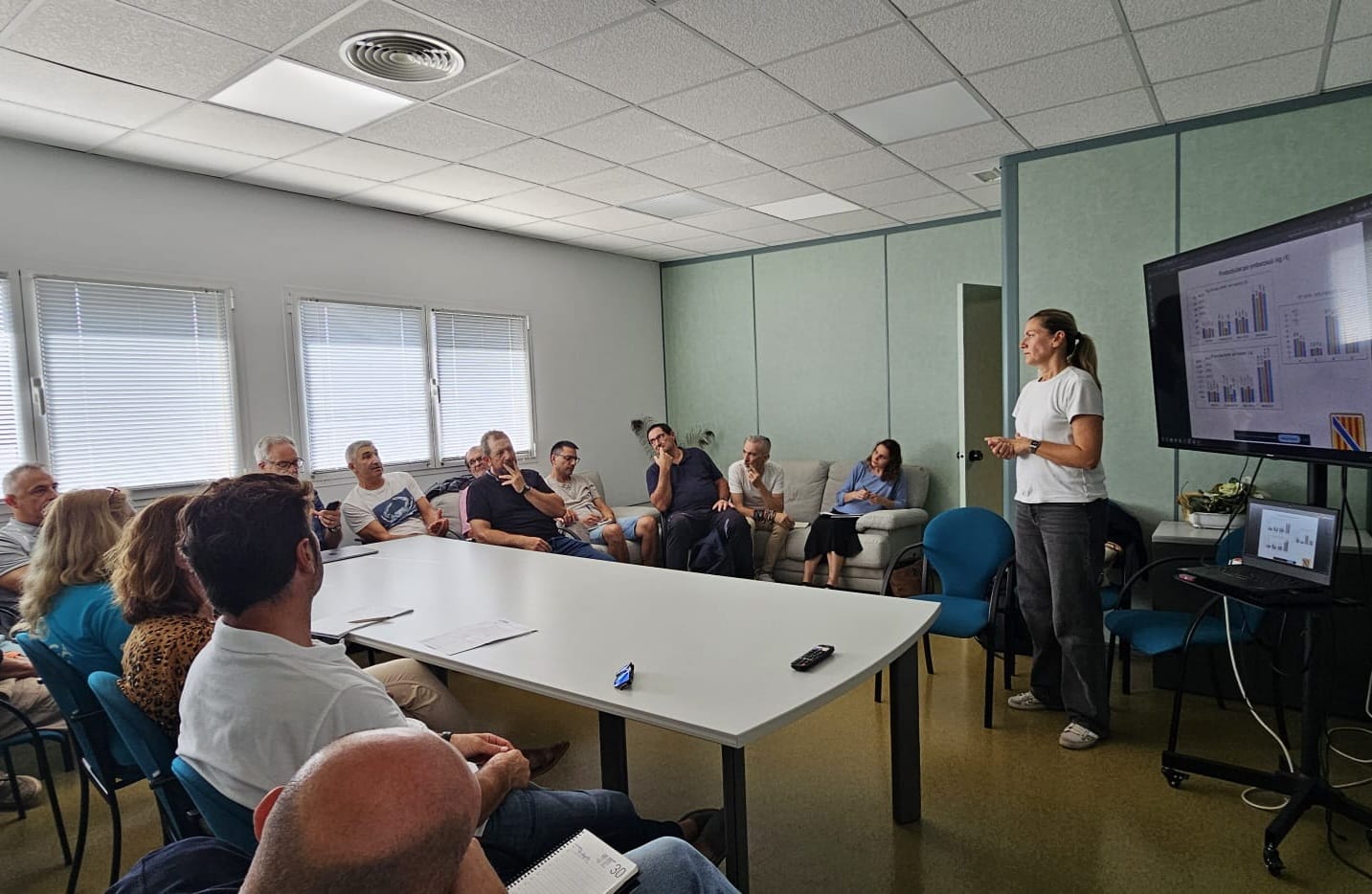 - Reunió del Pla de Gestió de la pesca de la llagosta.