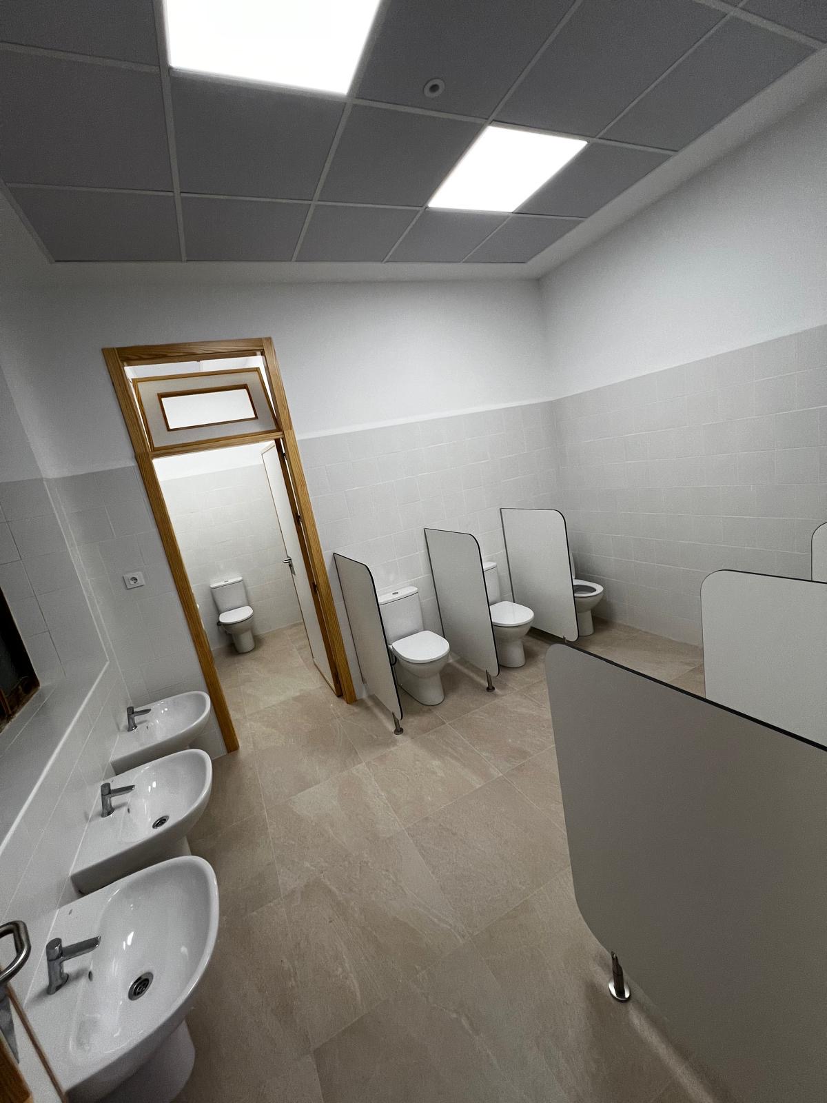 El CEIP Pere Rosselló i Oliver d’Alaró estrena banys completament renovats