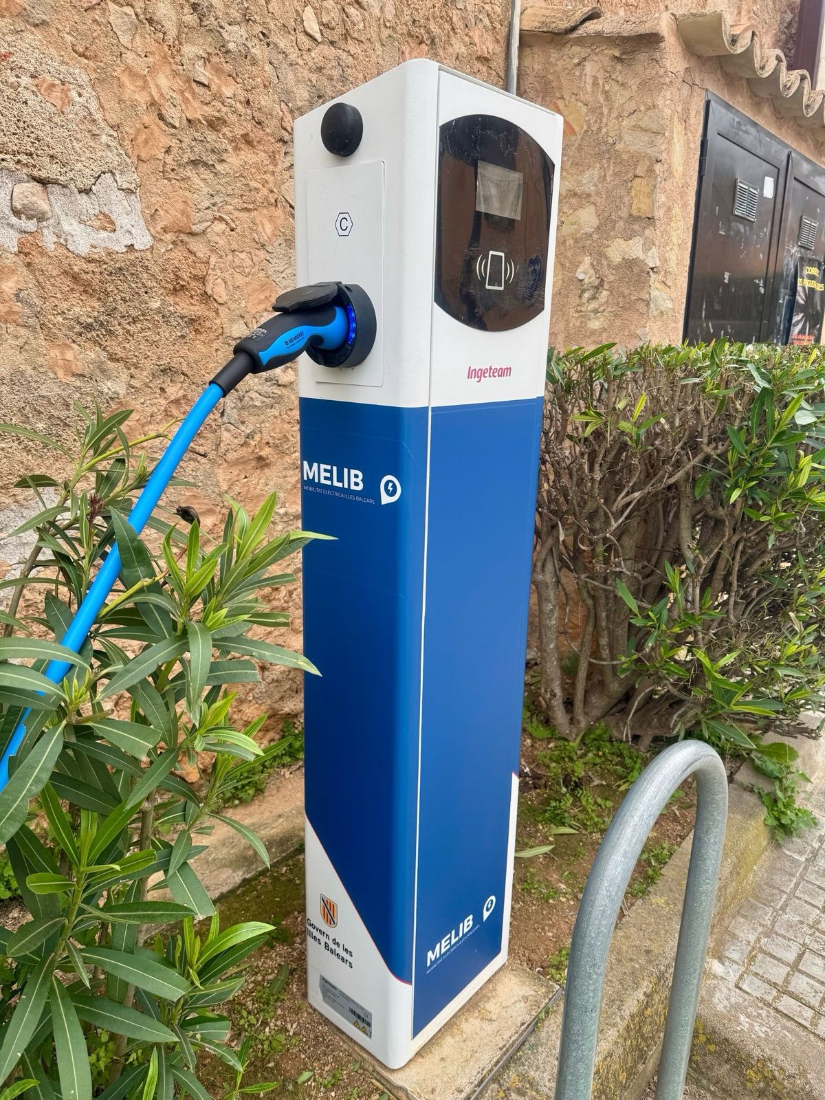 Punt de càrrega per a vehicles elèctrics