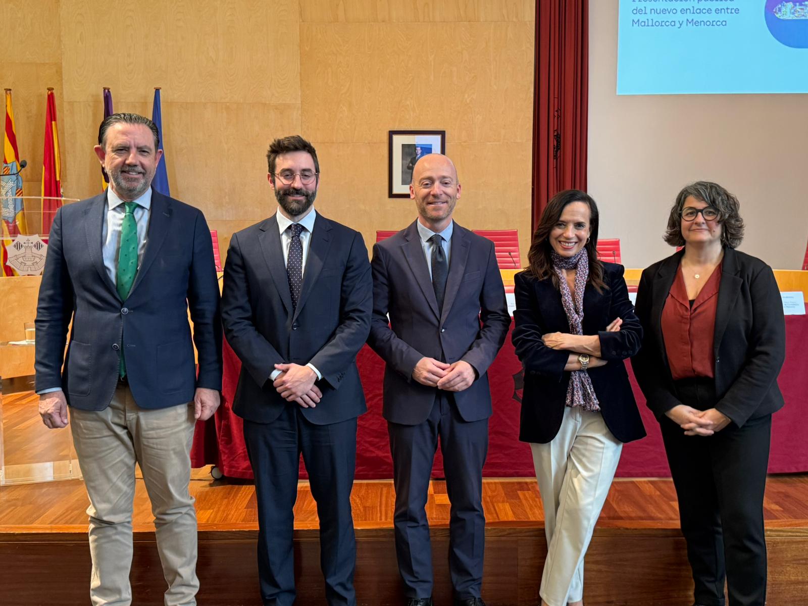 El conseller d'Empresa, Autònoms i Energia, Alejandro Saénz de San Pedro, ha subratllat que “el segon enllaç entre Menorca i Mallorca és una infraestructura estratègica per al futur energètic de l'illa 