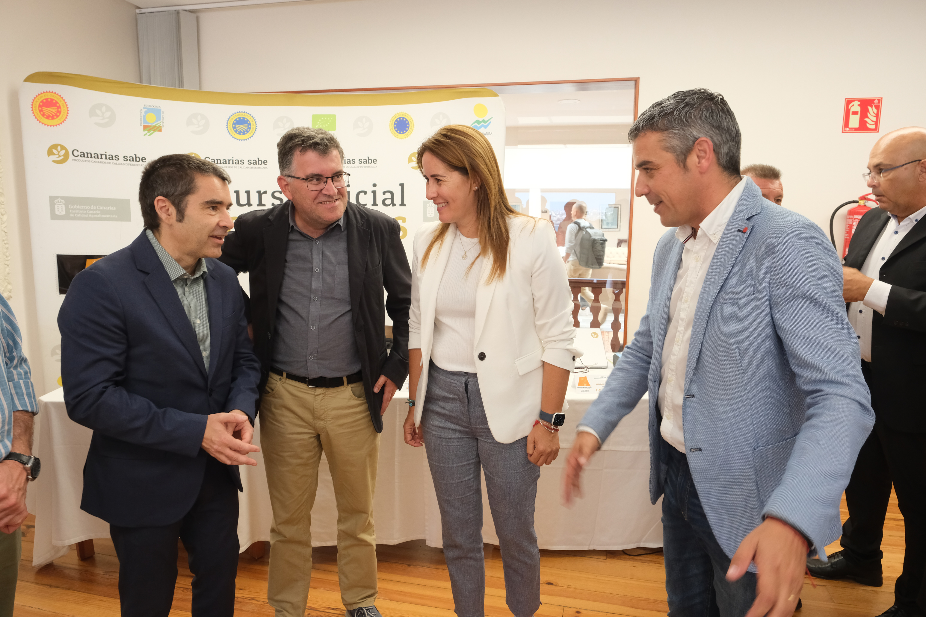 Imatge d'arxiu de la visita oficial del conseller d'Agricultura, Pesca i Medi Natural, Joan Simonet, a Canàries l'any 2024.