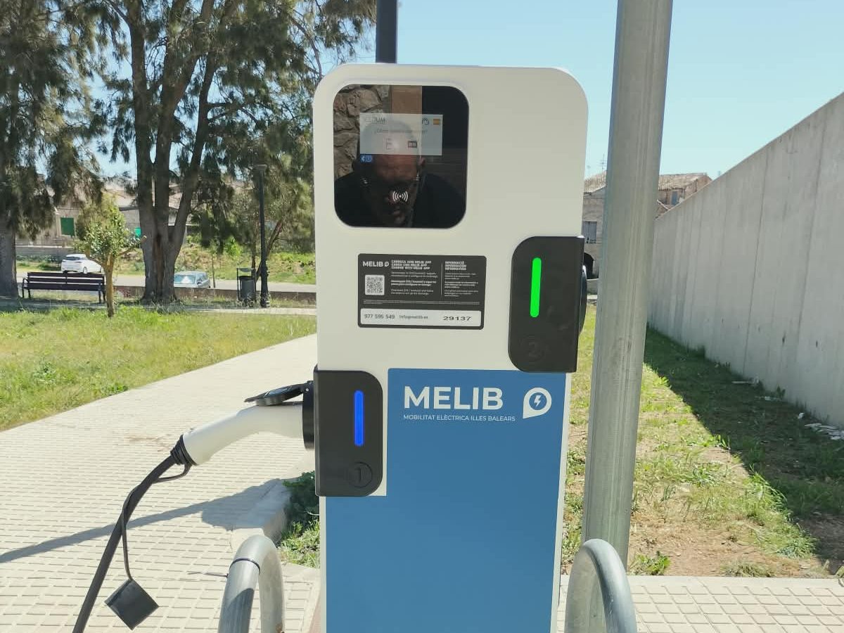 Un dels punts de recàrrega