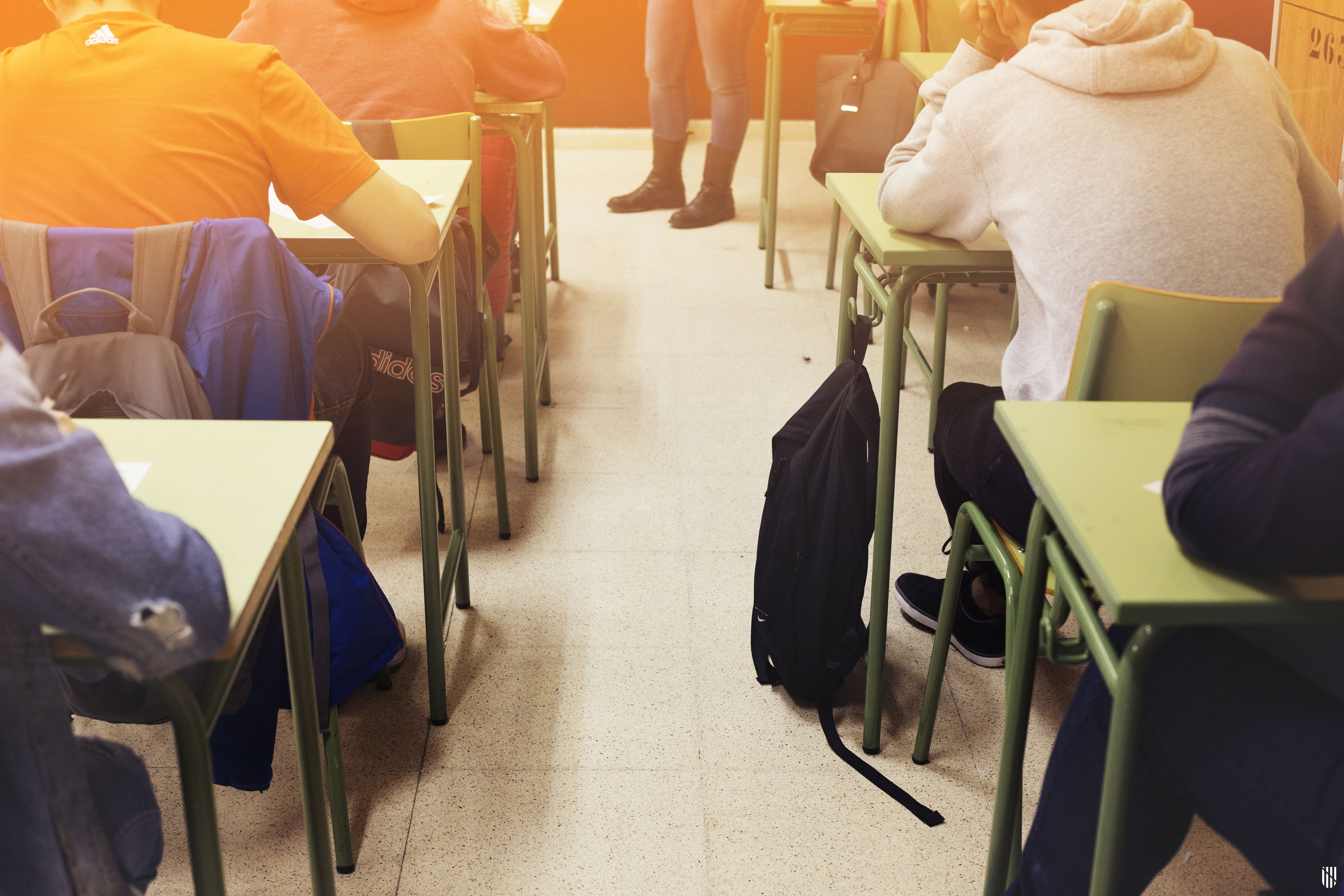 Imatge d'una aula escolar amb alumnes